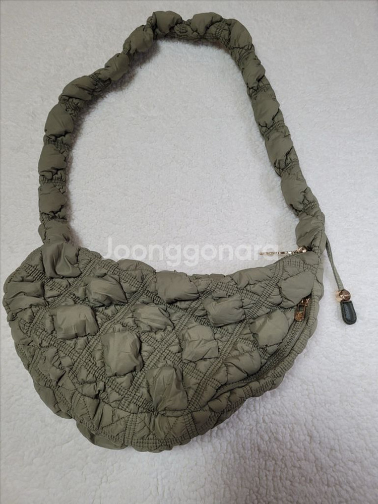 칼린 코지 카키 팝니다--0