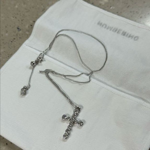 넘버링 십자가 목걸이