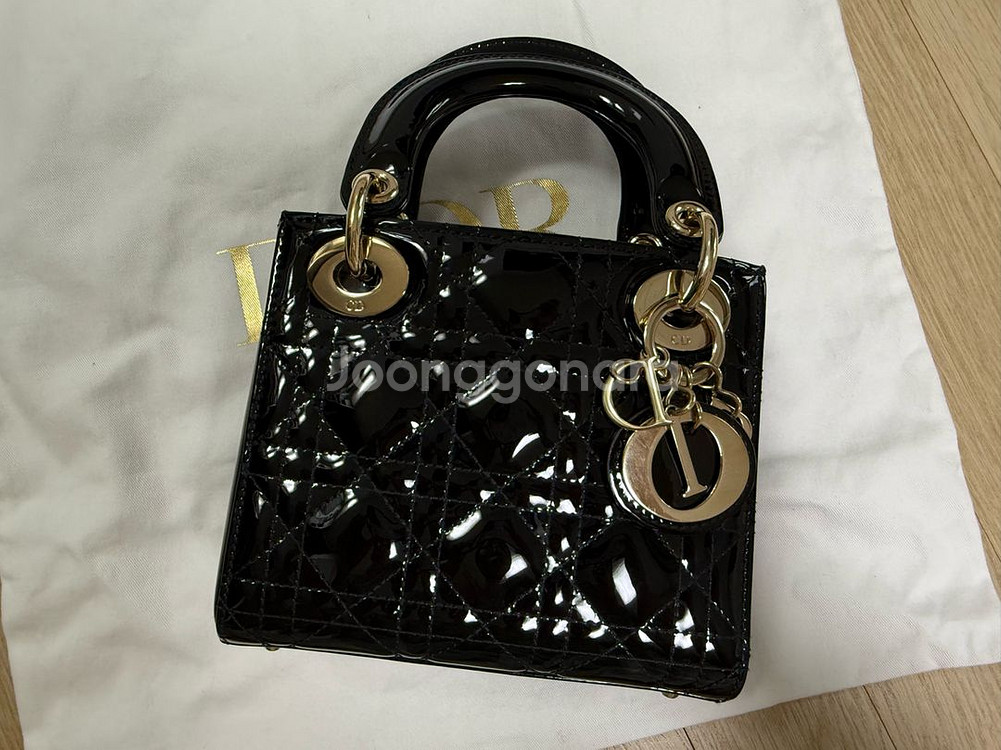 디올 레이디 미니백 페이던트--1