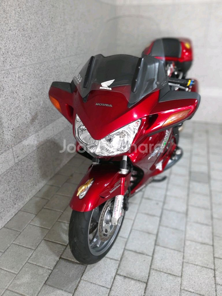 혼다 CBR 1300--8