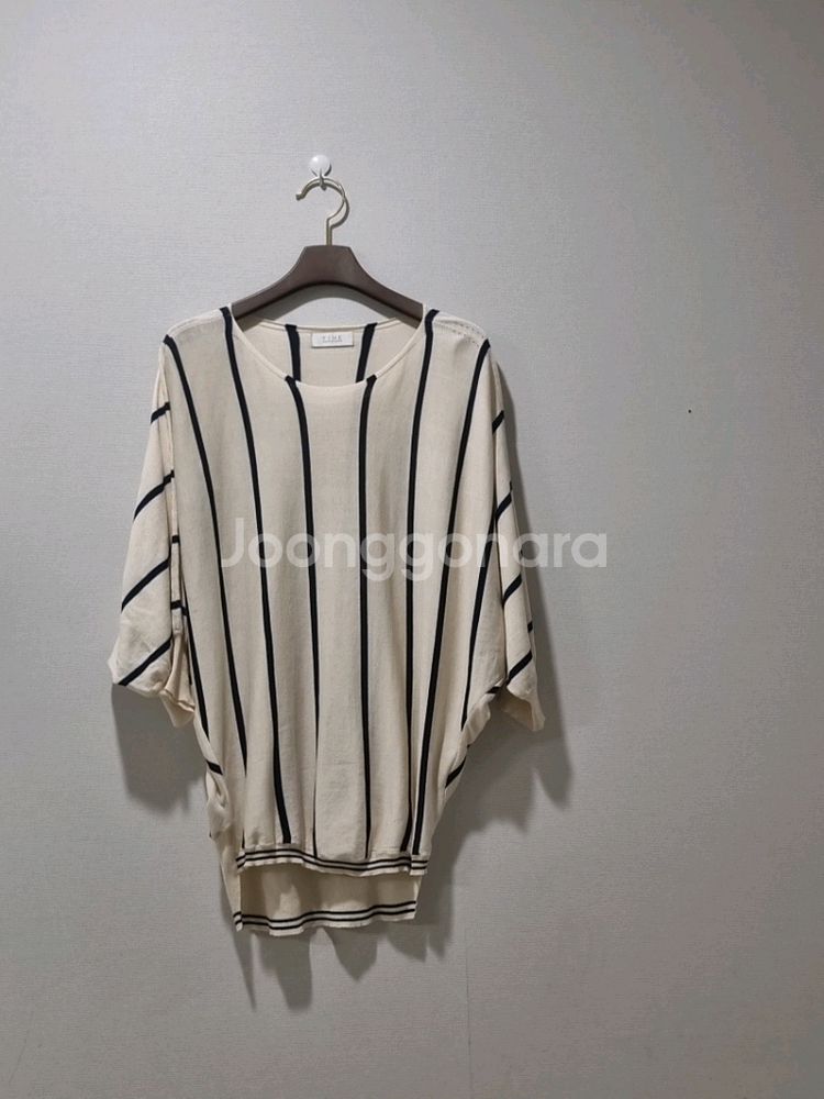 한섬 TIME 타임 포스트모던 스트라이프 니트 / F--0