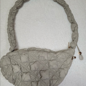 칼린 코지 그레이 팝니다