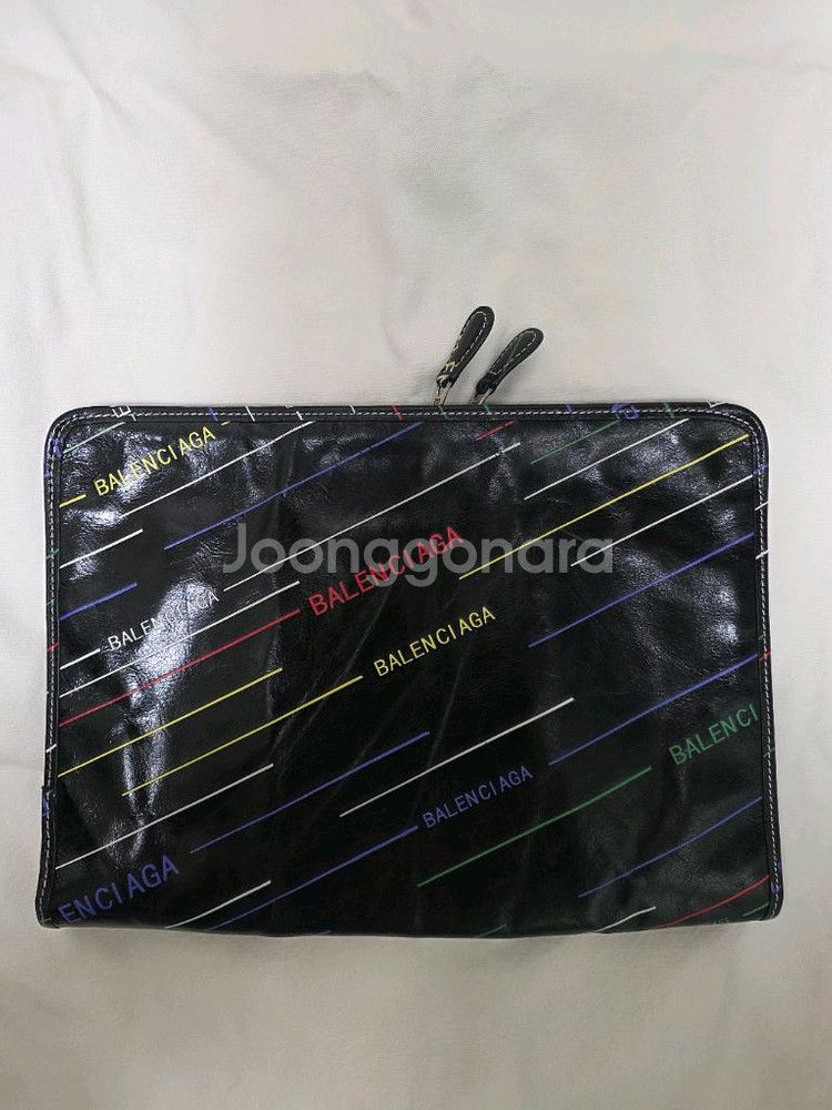 발렌시아가 클러치 정품--1