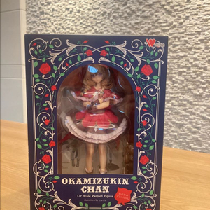 WING 1/7 슈가오 늑대모자짱 피규어 택포