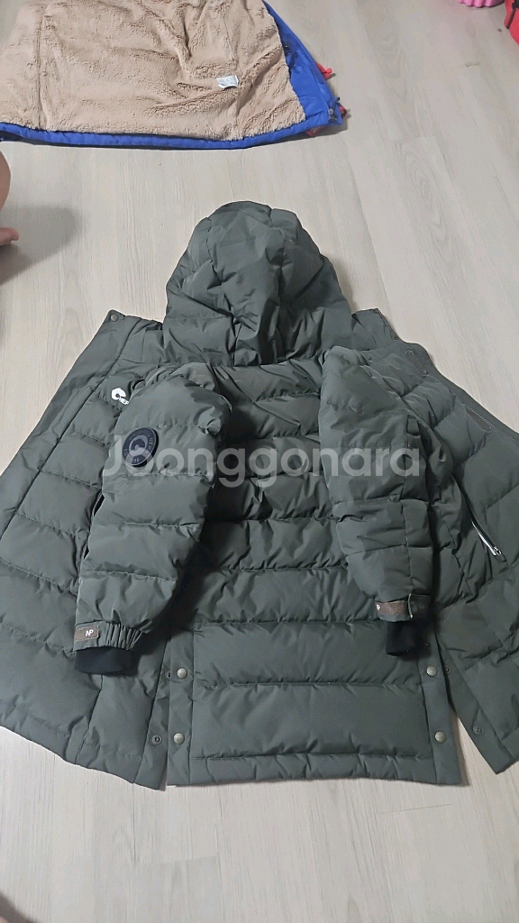 네파키즈 롱패딩 120--4