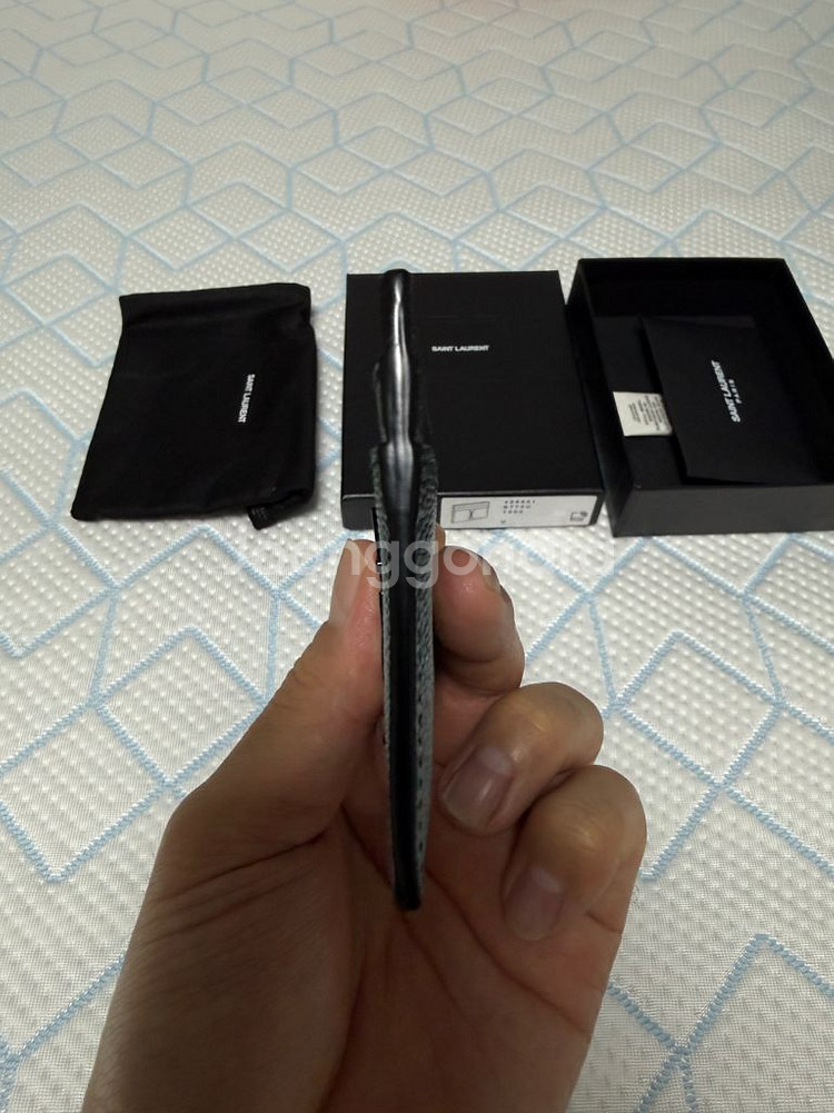 입생로랑카드지갑 모노그램 남녀공용--3