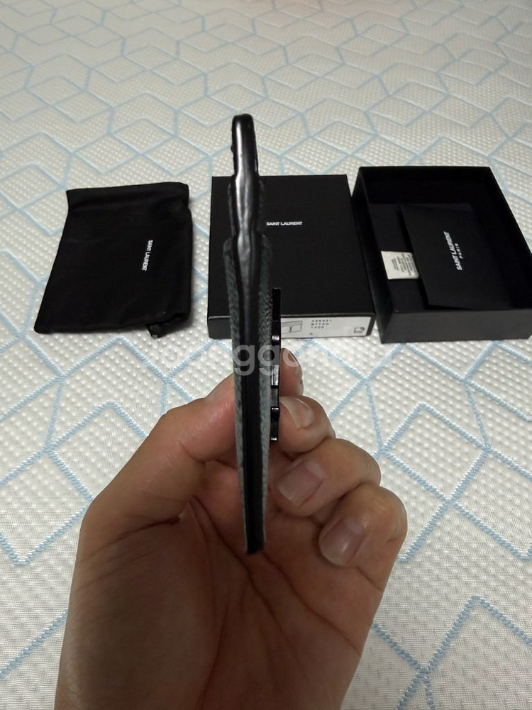 입생로랑카드지갑 모노그램 남녀공용--4