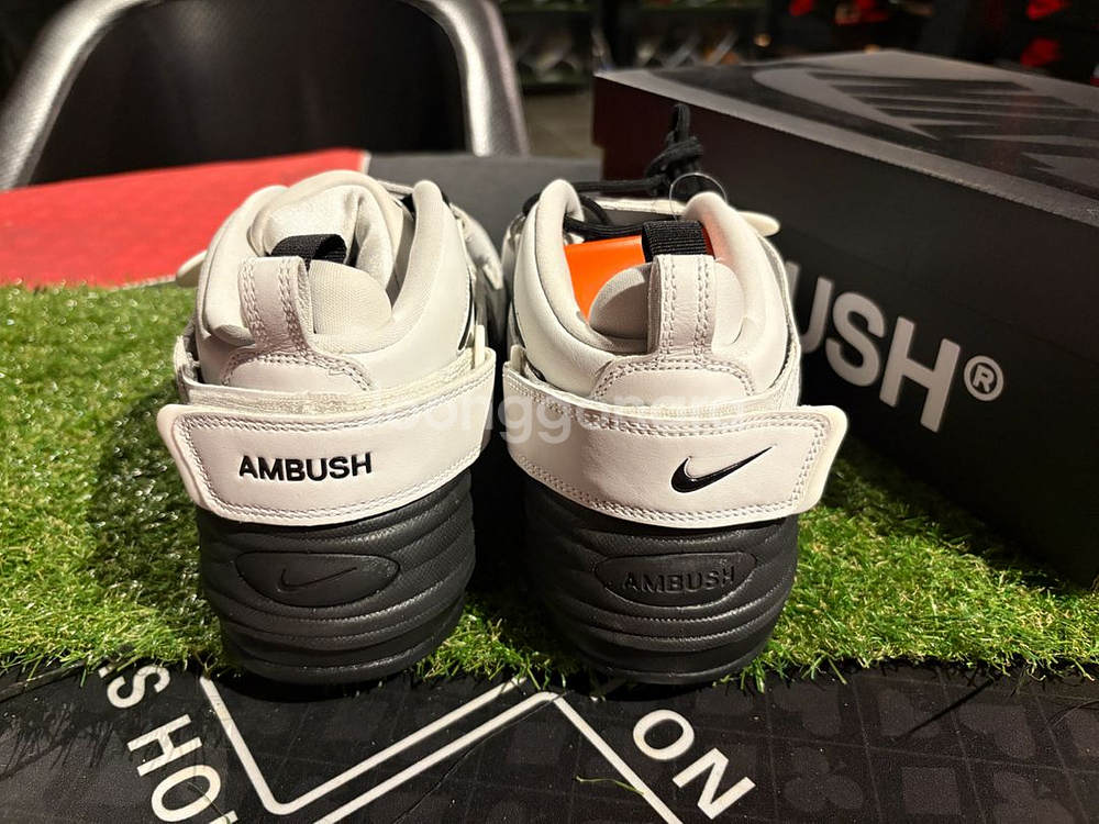 [새상품] 나이키X엠부쉬 어저스트포스 (275)--4