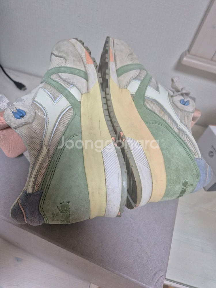 255 cncpts diadora lire--3