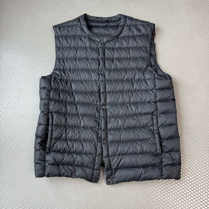 지오다노 경량패딩 조끼 블랙 XL