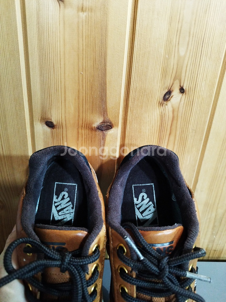 235mm 반스 레더 워커비 로우 스니커즈--5