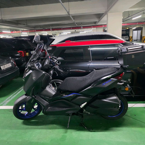 25년식 xmax300 신차급 팝니다