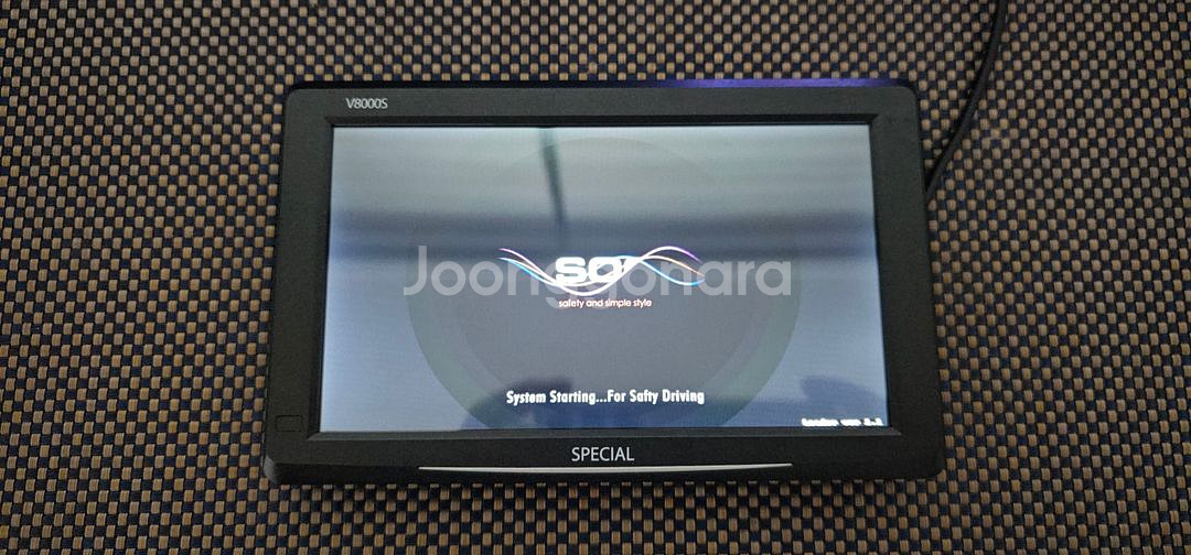 [7인치] 에스오씨 V8000S 지니2D맵 네비게이션--0