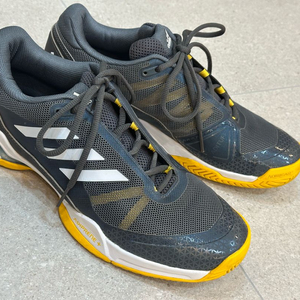 아디다스 테니스화