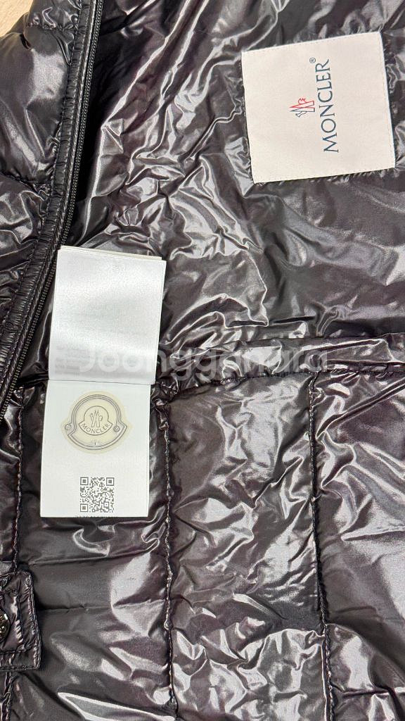 [정품] 몽클레어 남성 GUI 조끼패딩 2사이즈--3