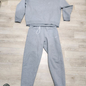 나이키 NRG 솔로스우시 플리스 셋업. 상의XL 하의S