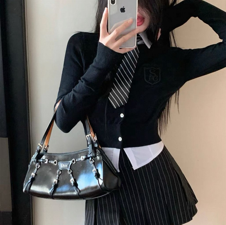 아이돌st) 하이틴 프레피룩 영국 교복 졸업사진 대여 이미지