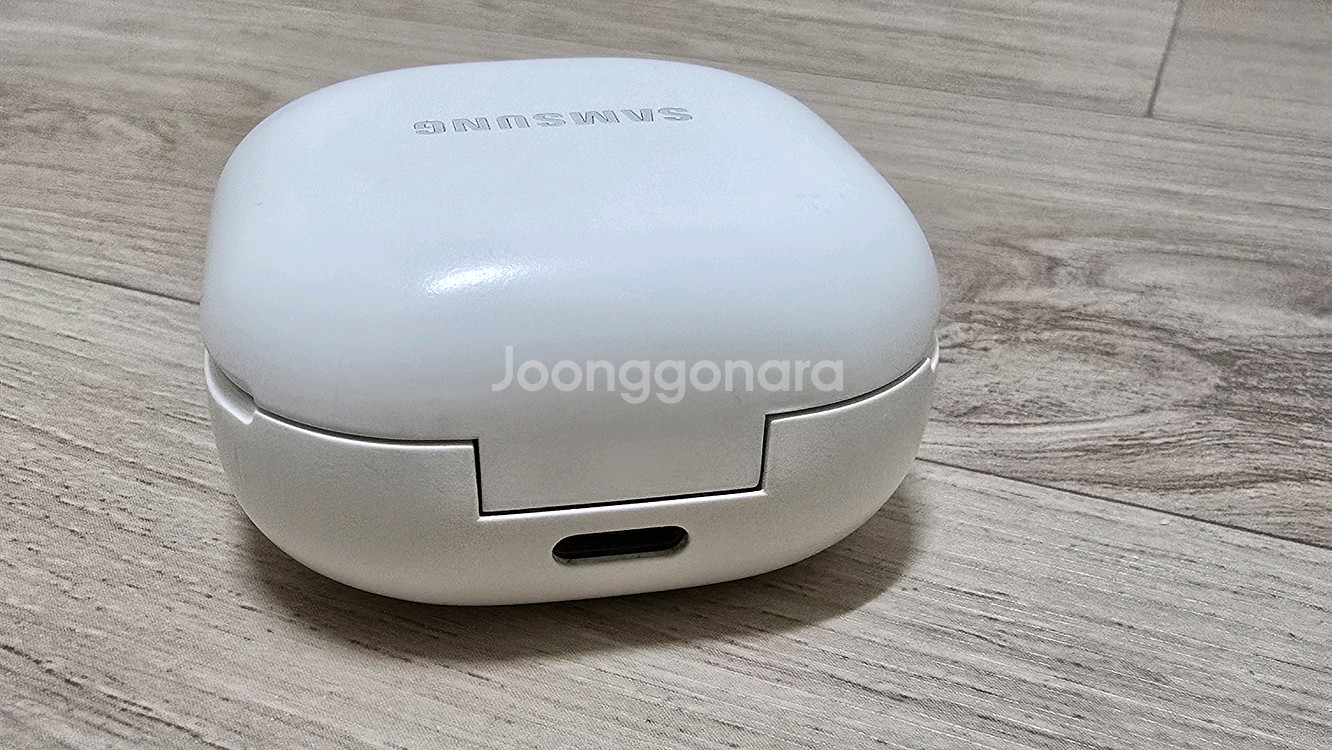 갤럭시 버즈2 프로 화이트--3