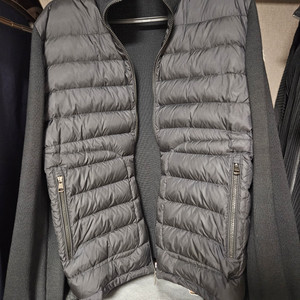 몽클레어 니트패딩 블랙 xl