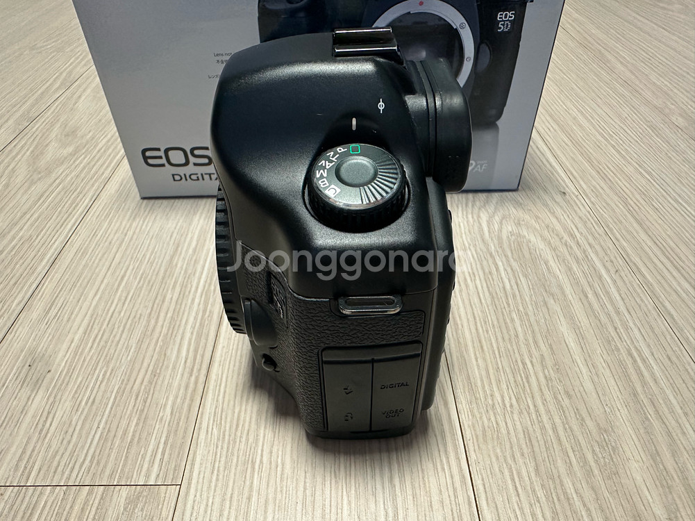 캐논 EOS 5D 바디 판매합니다--3
