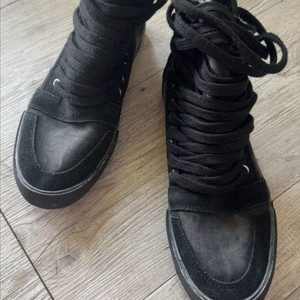 블랙 하이탑 빈티지 스니커즈 240