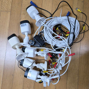 MODYEYE CCTV + 카메라 6셋 팝니다