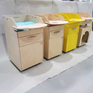 자작나무로 국내에서 핸드메이드 제작된 강아지체어 팝니다