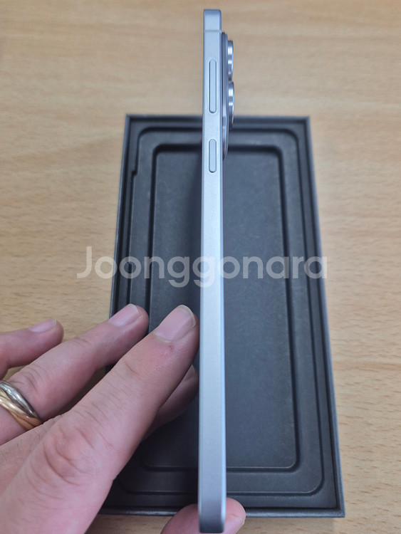 갤럭시 S25엣지 티타늄실버 256G 단순개봉[99만]--2