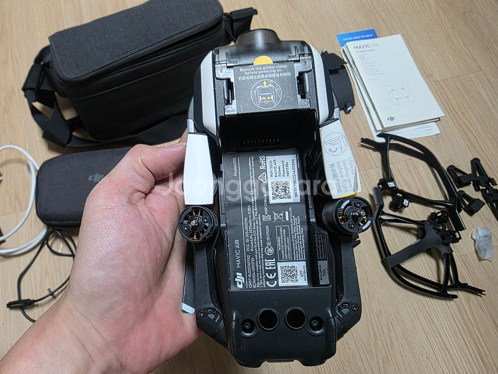 DJI 매빅 에어1 드론 부품용--7