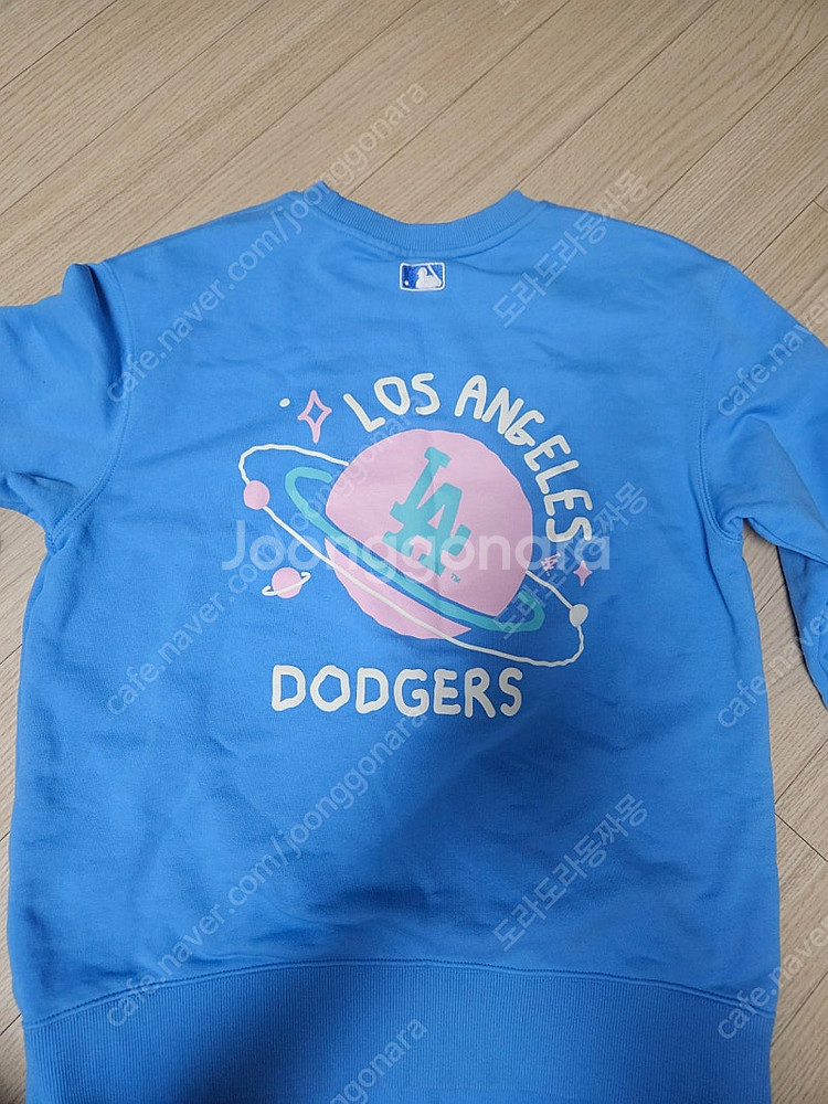 MLB맨투맨 소라 S 남녀공용--4