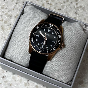 세이코 sne586 (새상품급) 판매합니다