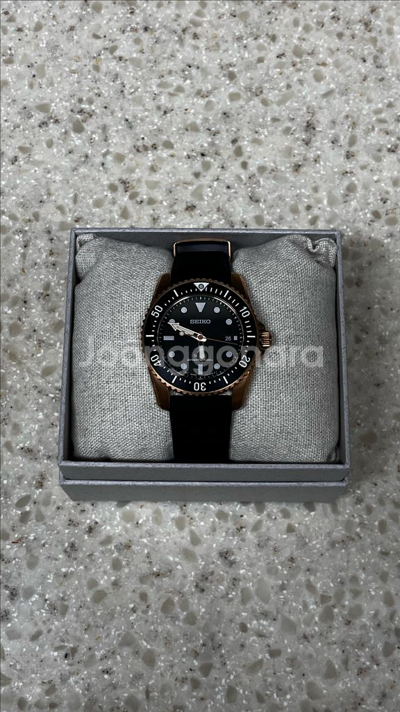 세이코 sne586 (새상품급) 판매합니다--1