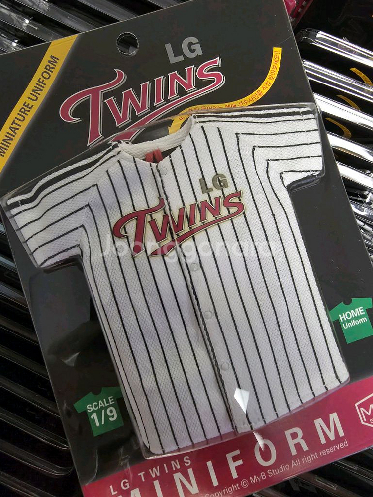 (새상품)엘지트윈스 미니어쳐 유니폼 미니폼 51 봉중근--1