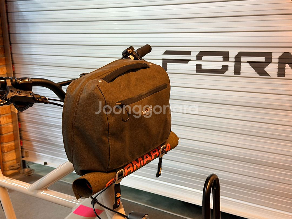 캐논데일 컴팩트네오 화이트 전기자전거--3