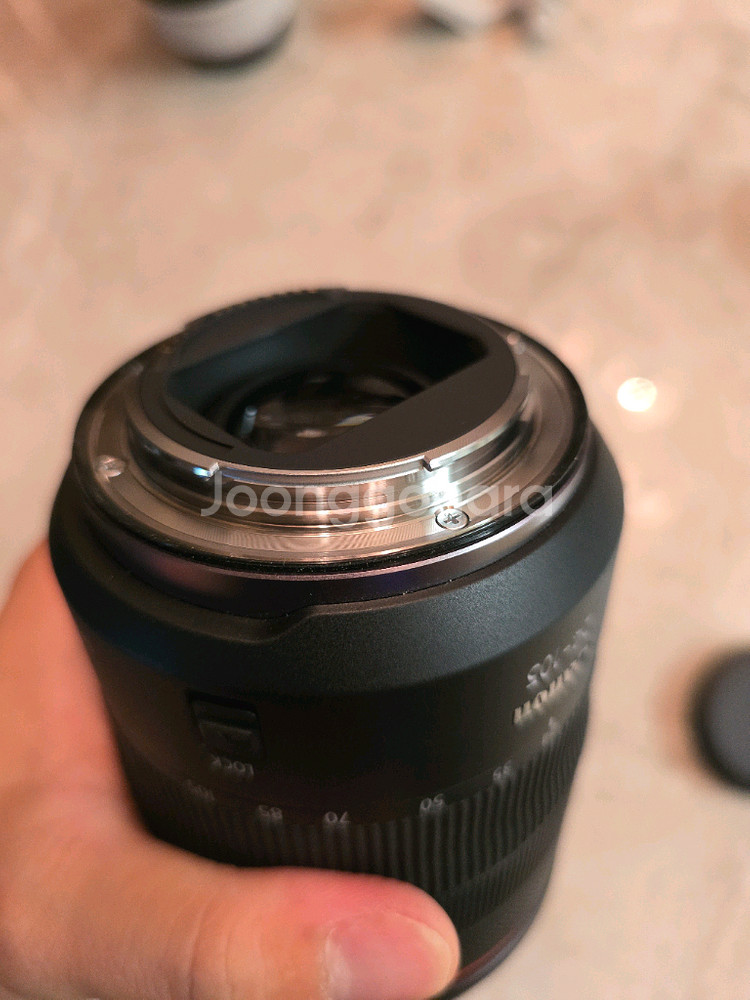 캐논 RF 24-105mm F4 L IS USM 렌즈--5