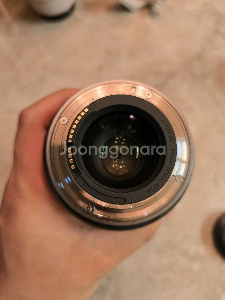 캐논 RF 85mm F2 Macro IS STM 렌즈--3