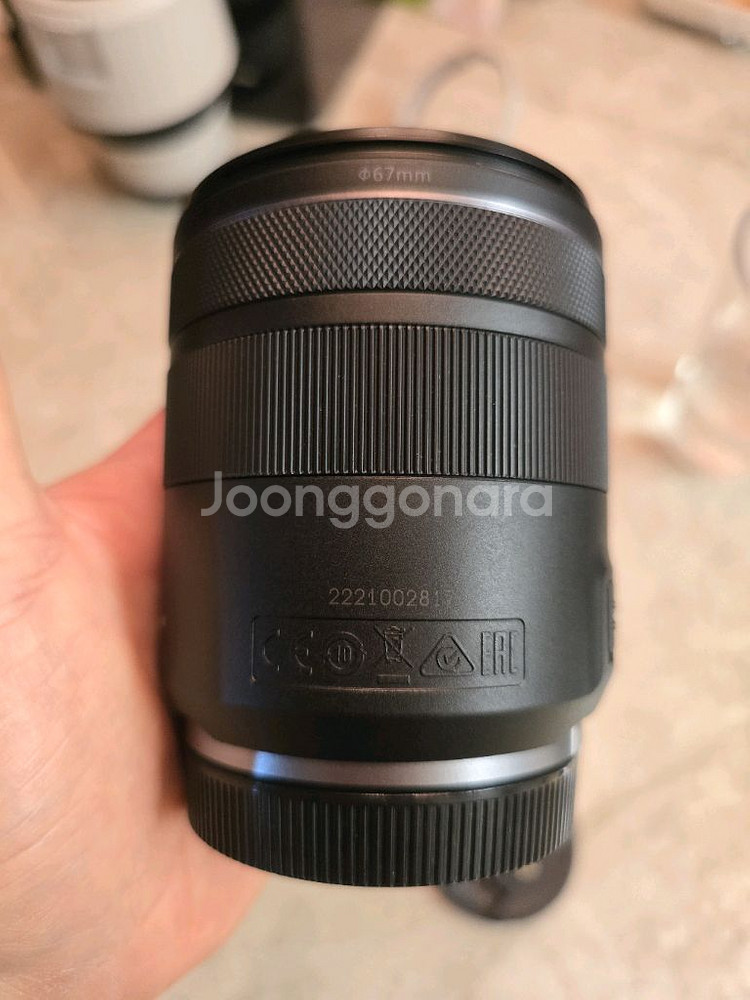 캐논 RF 85mm F2 Macro IS STM 렌즈--2