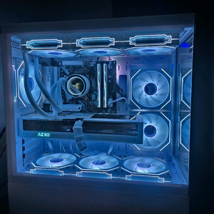 7800X3D RTX 5070 게이밍 컴퓨터 PC본체