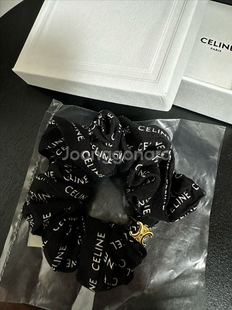 정품) 셀린느 스크런치--1