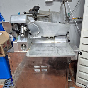 HFS-300 업소용 냉동 육절기