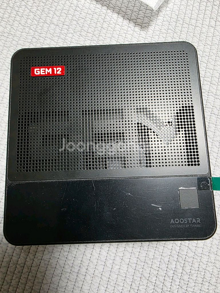 aoostar pro mini pc 8845hs 2tb--2