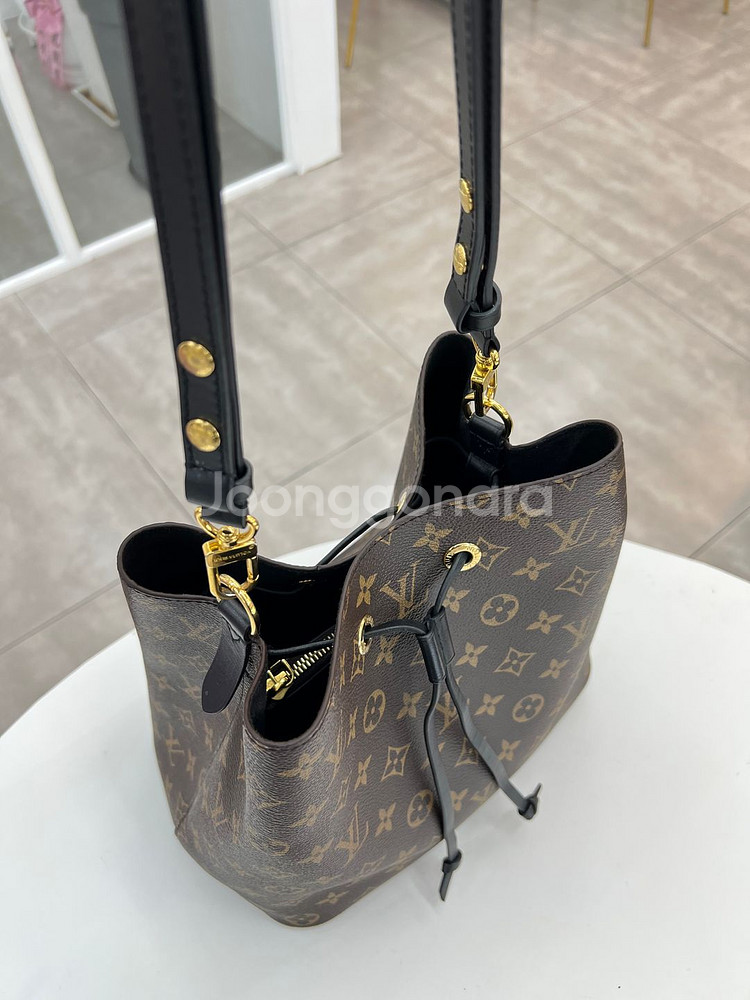 [중고명품 럭스올 울산점]루이비통 네오노에 MM 버킷백--7