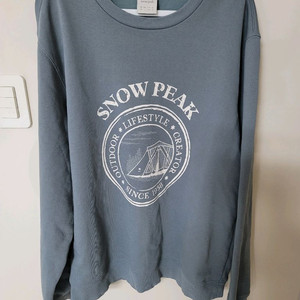 스노우피크 맨투맨 105사이즈 상태굿