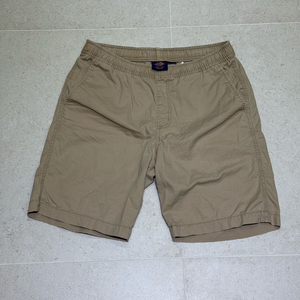 디키즈 카키색 반바지 M사이즈 (32정도)