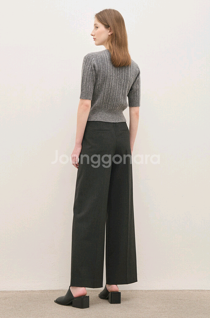 한섬 더캐시미어[새옷]캐시미어 블렌드 비즈라인니트 세트--5