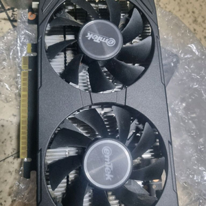 이엠텍 gtx1650 무전원 2팬 판매합니다