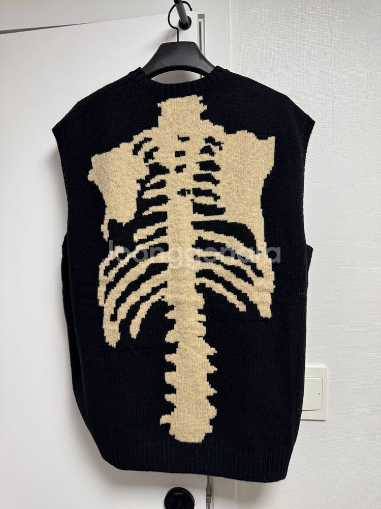 [5] 캐피탈 5G 울 본 베스트 블랙--2