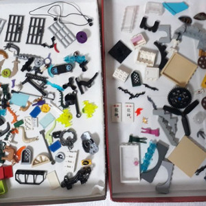 레고 부품(무기,방패,창문등)