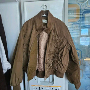 오즈세컨 패딩점퍼