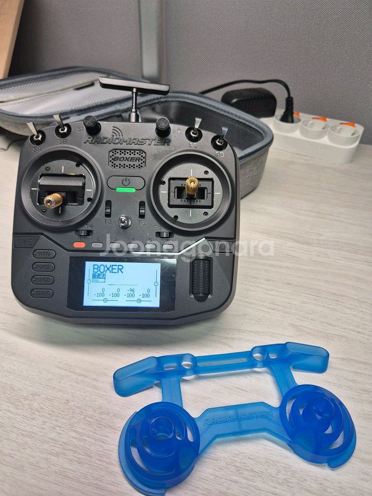 라디오마스터 조종기--1